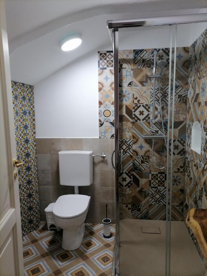 "La Casa Dell'Architetto" Con Terrazza Panoramica In Centro Storico E A Due Passi Dal Porto Villa Lipari  Exterior photo