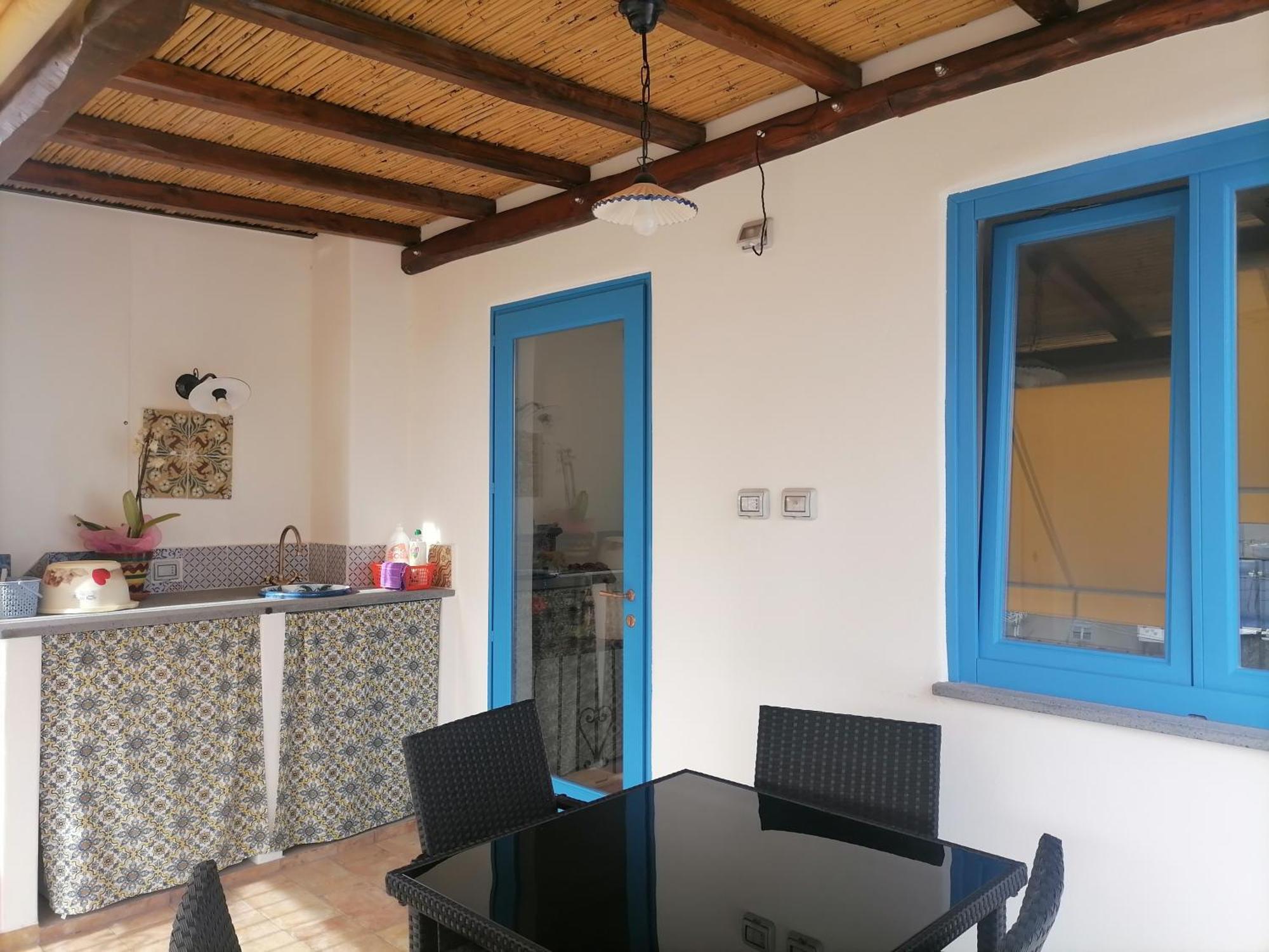 "La Casa Dell'Architetto" Con Terrazza Panoramica In Centro Storico E A Due Passi Dal Porto Villa Lipari  Exterior photo